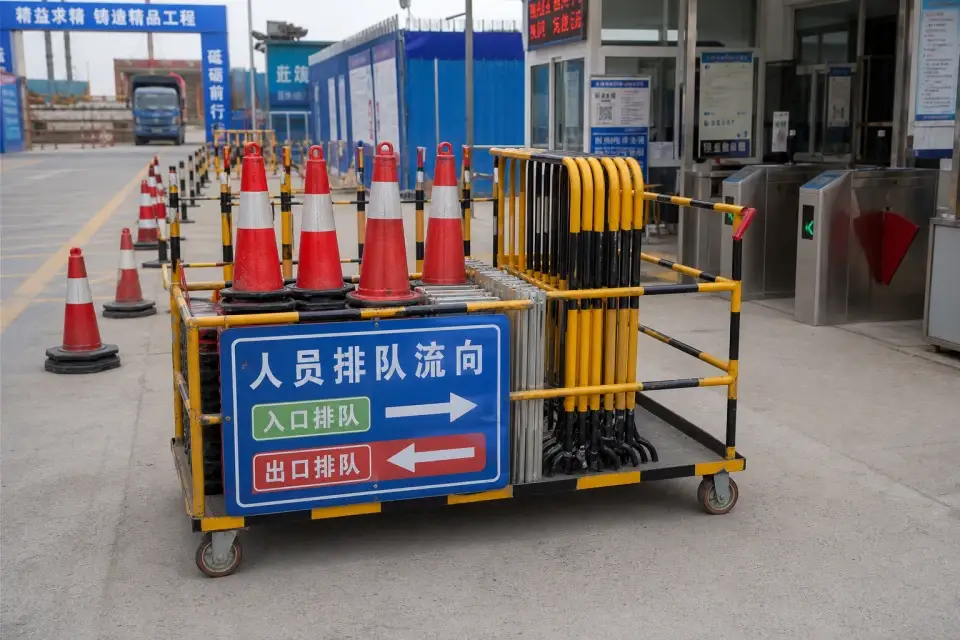 便携行人排队导流车班次复核套件实拍参考图